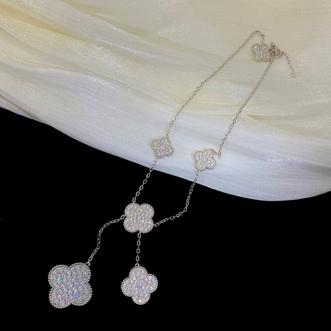 [⭐Haelin Jewelry]CLOVER 5 MOTIFS SILVER DIAMONDS NECKLACE