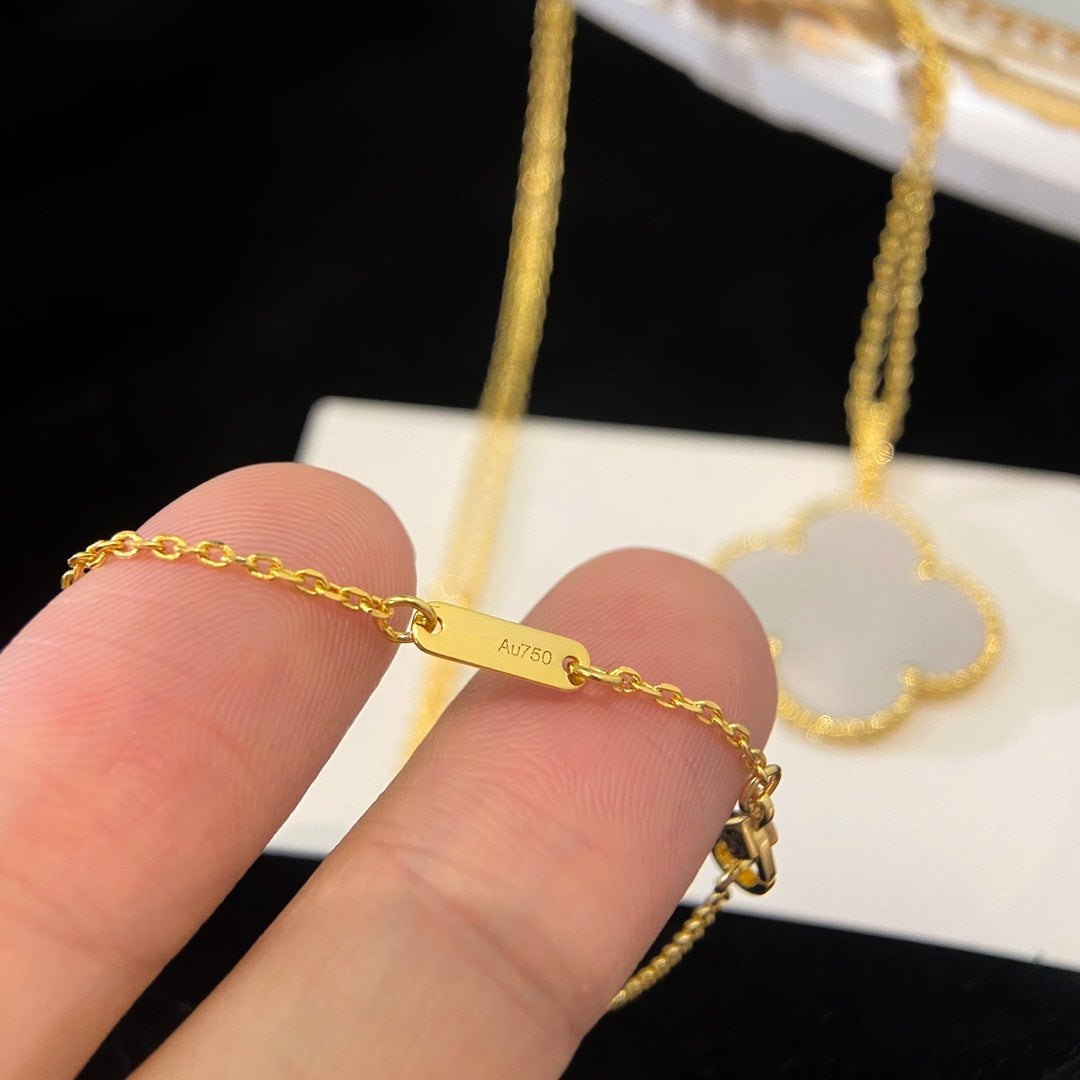 [⭐Haelin Jewelry]CLOVER 25MM MOP LARGE PENDANT NECKLACE