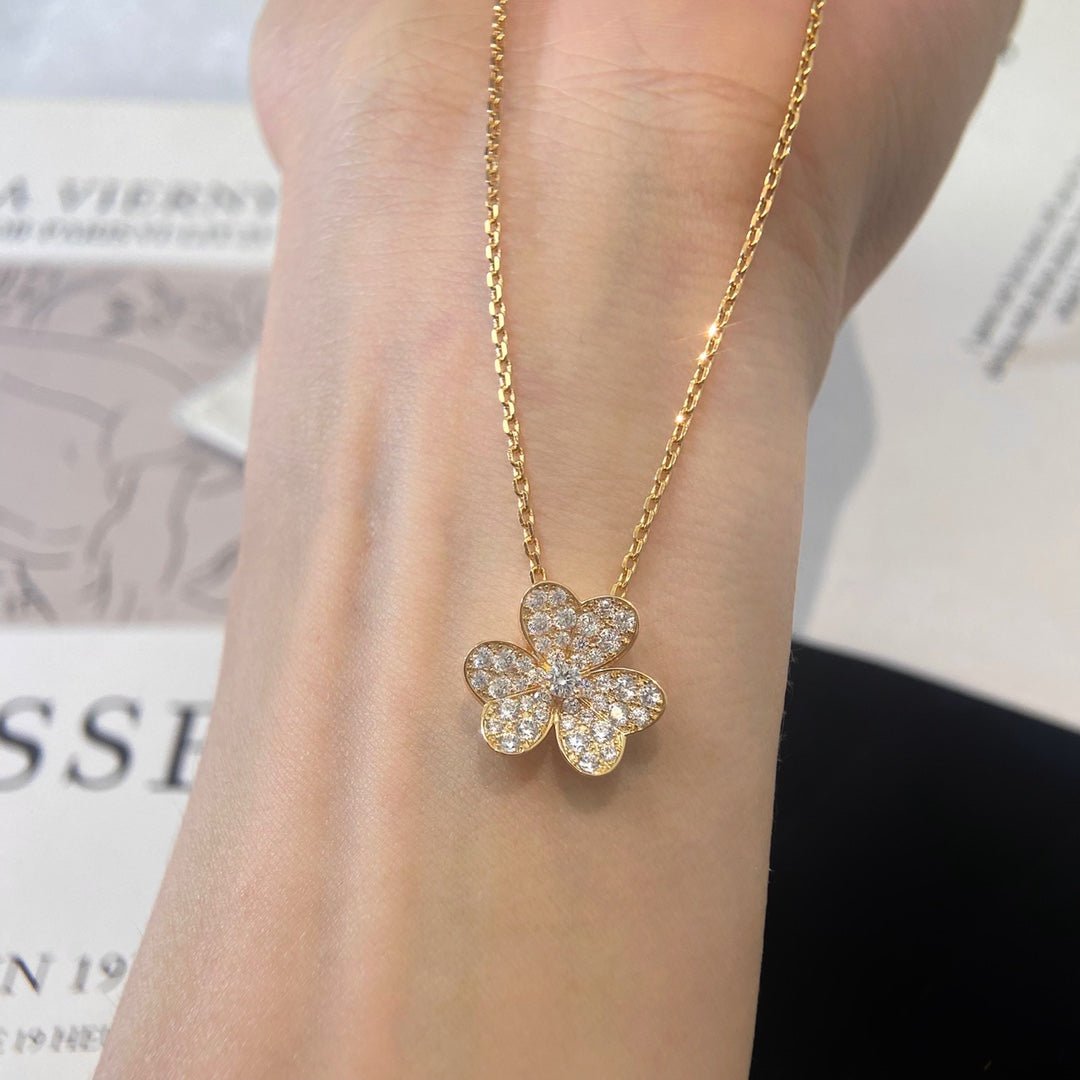 [⭐Haelin Jewelry]FLOWER DIAMOND NECKLACE