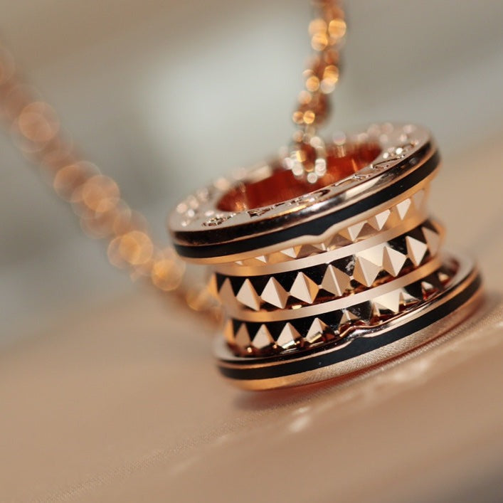 [⭐Haelin Jewelry]ZERO 1 ROCK PEDANT PINK GOLD BLACK NECKLACE