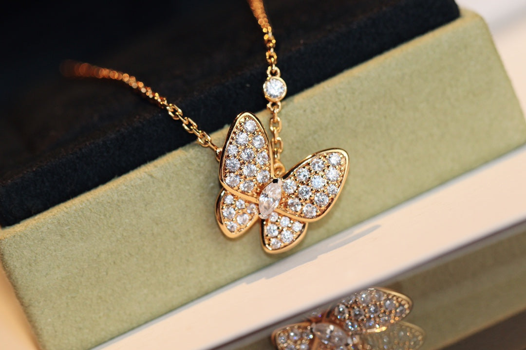 [⭐Haelin Jewelry]BUTTERFLY DIAMOND NECKLACE