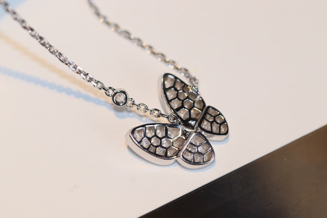 [⭐Haelin Jewelry]BUTTERFLY DIAMOND NECKLACE