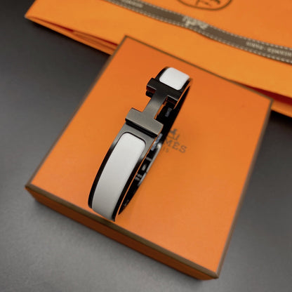 [⭐Haelin Jewelry]H BRACELET 12MM BLACK WHITE CERAMIC