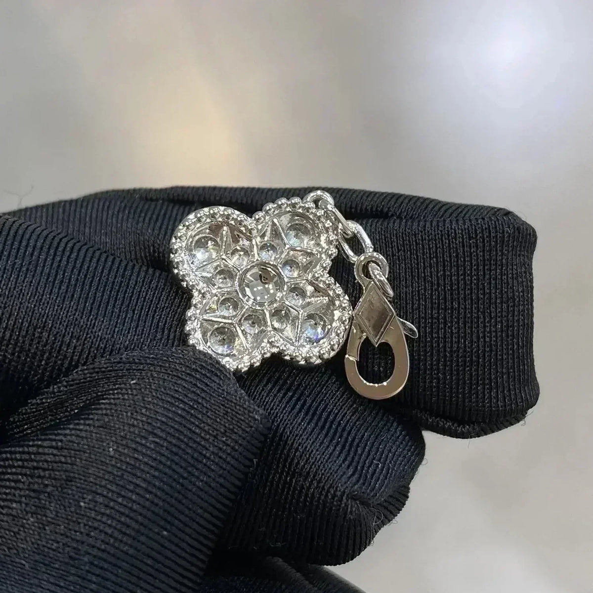 [⭐Haelin Jewelry] CLOVER 5 MOTIF FULL DIAMOND BRACELET COLLECTION