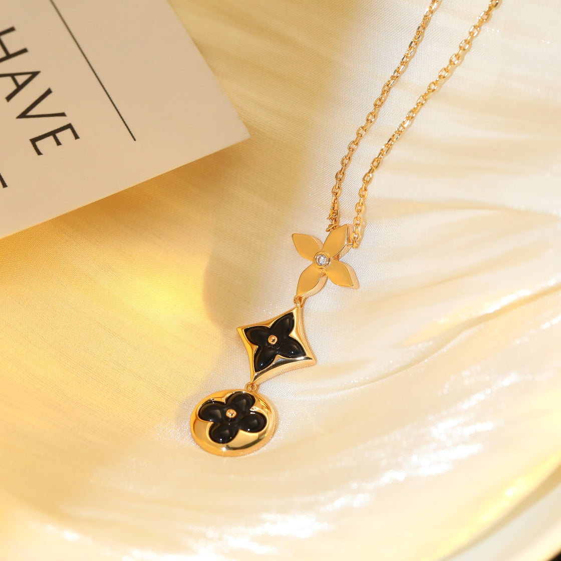 [⭐Haelin Jewelry]STAR AND SUN ONYX PINK GOLD NECKLACE