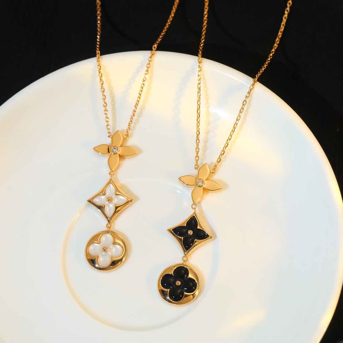 [⭐Haelin Jewelry]STAR AND SUN ONYX PINK GOLD NECKLACE