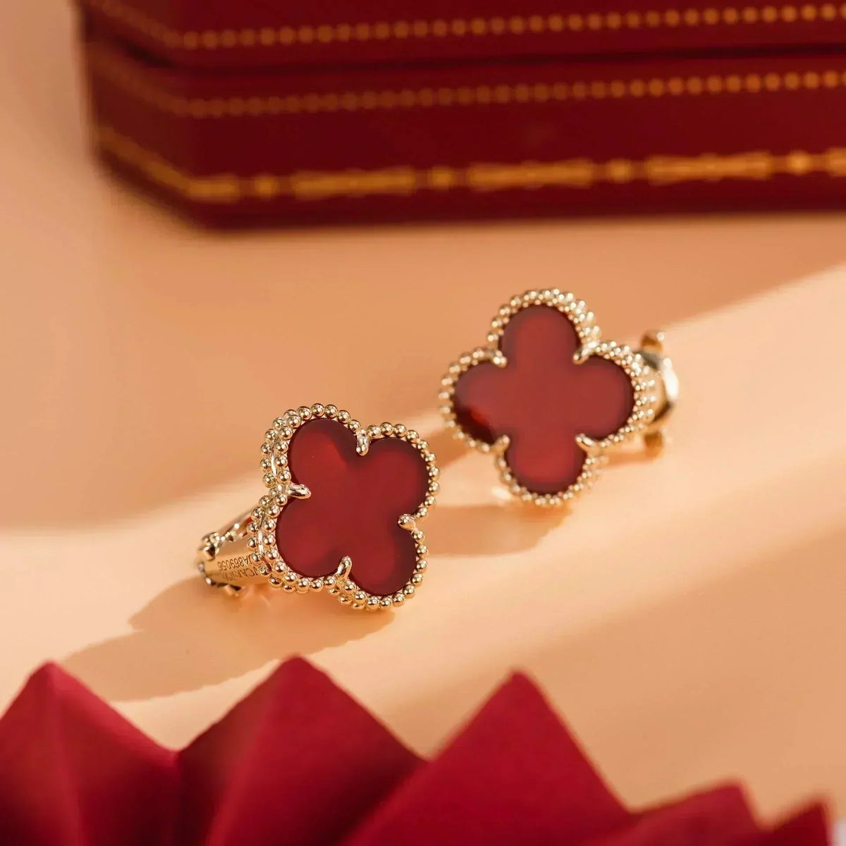 [⭐Haelin Jewelry]CLOVER MEDIUM 1 MOTIFS CARNELIAN  EARRINGS
