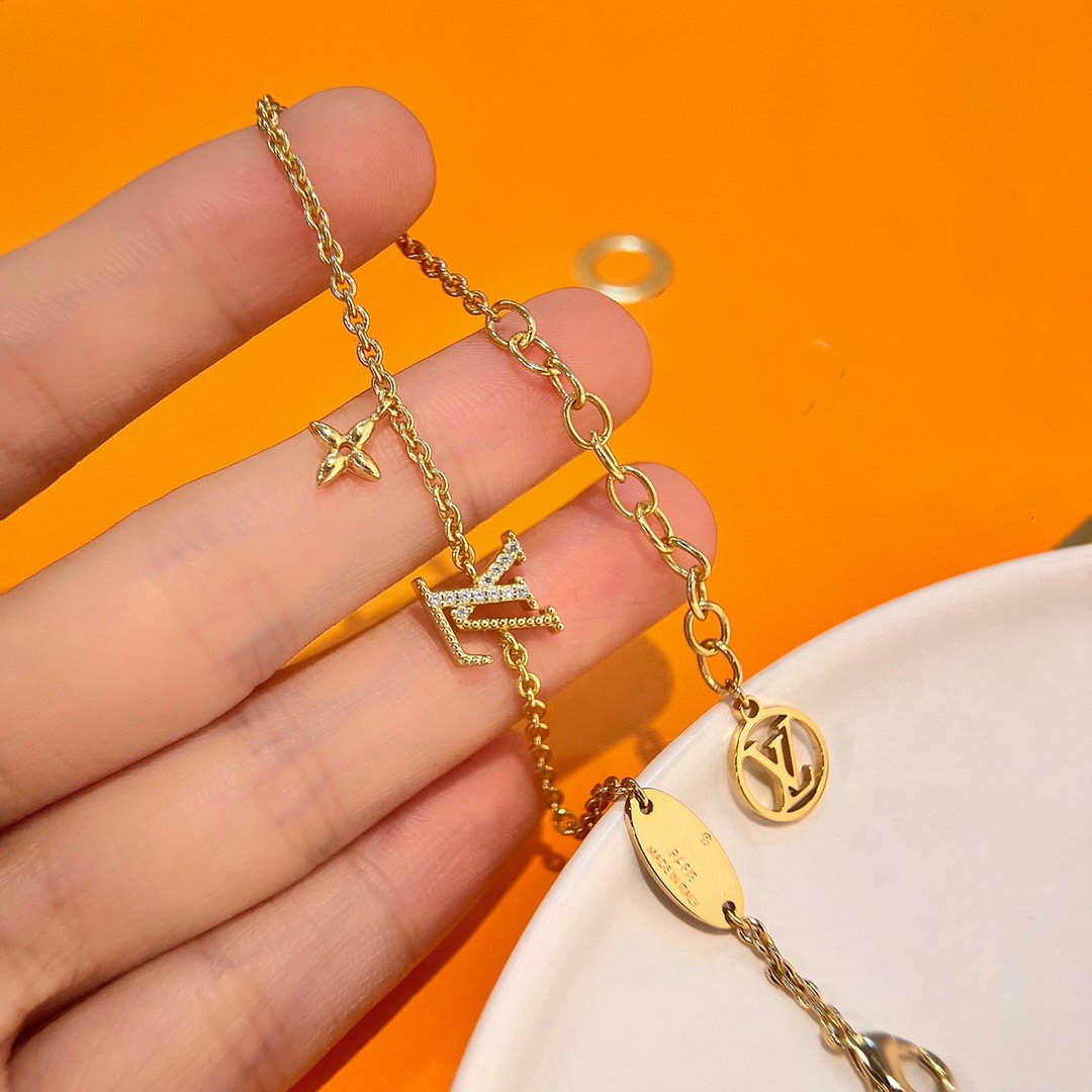 [⭐Haelin Jewelry]LOGO STAR MOTIF GOLD BRACELET