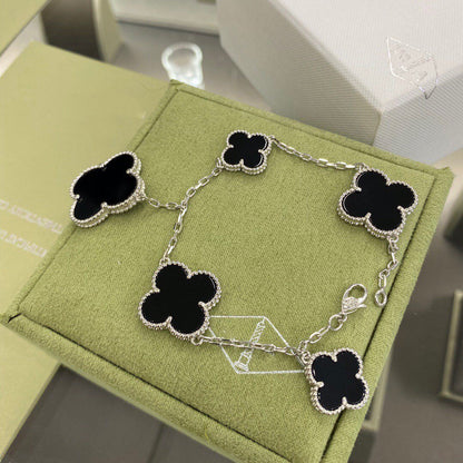 [⭐Haelin Jewelry]CLOVER 5 MOTIFS SIVLER ONYX BRACELET