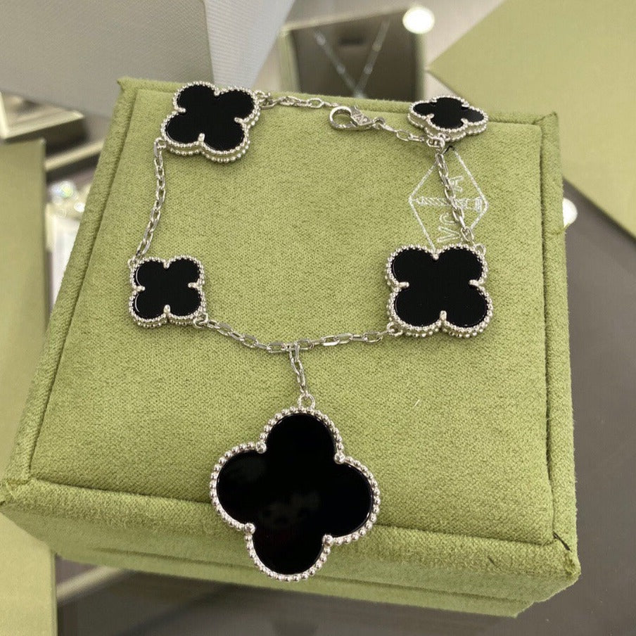 [⭐Haelin Jewelry]CLOVER 5 MOTIFS SIVLER ONYX BRACELET