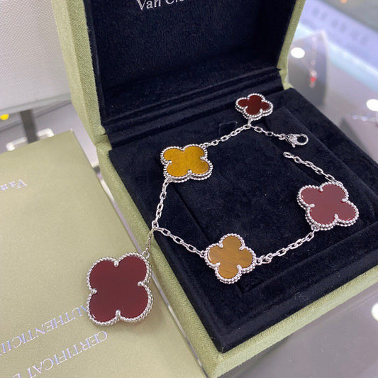 [⭐Haelin Jewelry]CLOVER 5 MOTIFS SIVLER CARNELIAN TIGER EYE BRACELET
