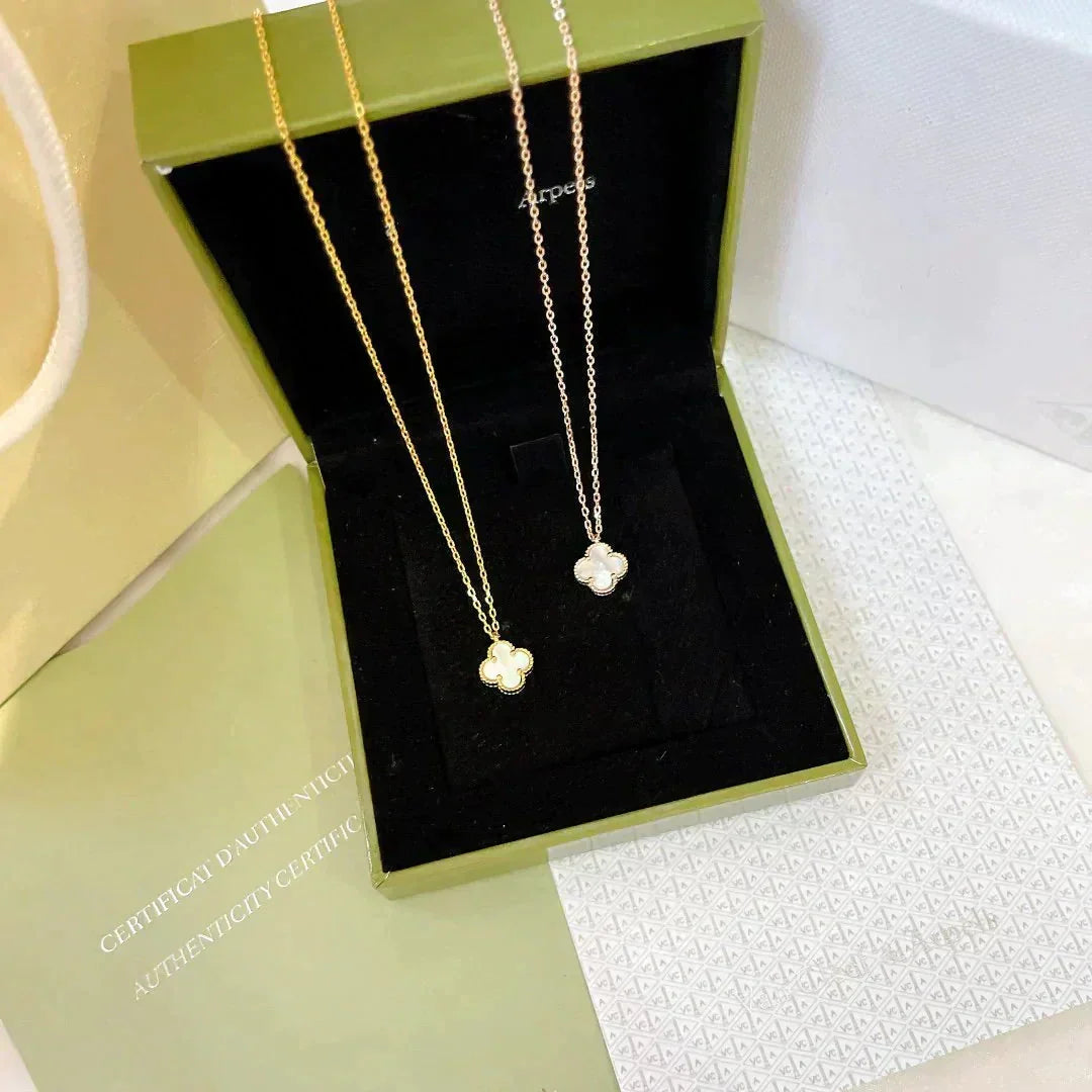 [⭐Haelin Jewelry]CLOVER MINI 9.5MM WHITE MOTHER-OF-PEARL NECKLACE