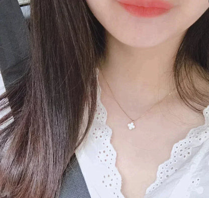 [⭐Haelin Jewelry]CLOVER MINI 9.5MM WHITE MOTHER-OF-PEARL NECKLACE