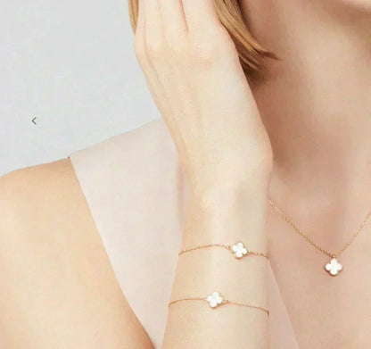 [⭐Haelin Jewelry]CLOVER MINI 9.5MM WHITE MOTHER-OF-PEARL NECKLACE