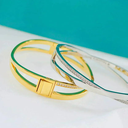 [Haelin Jewelry]NARROW HINGED BANGLEIN WITH DIAMONDS SMALL