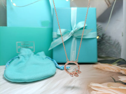 [Haelin Jewelry]DIAMOND VINE CIRCLE PENDANT PLATINUM NECKLACE