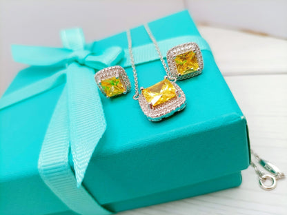 [Haelin Jewelry]SPARKLERS CITRINE GEMSTONE PENDANT NECKLACE STERLING SILVER