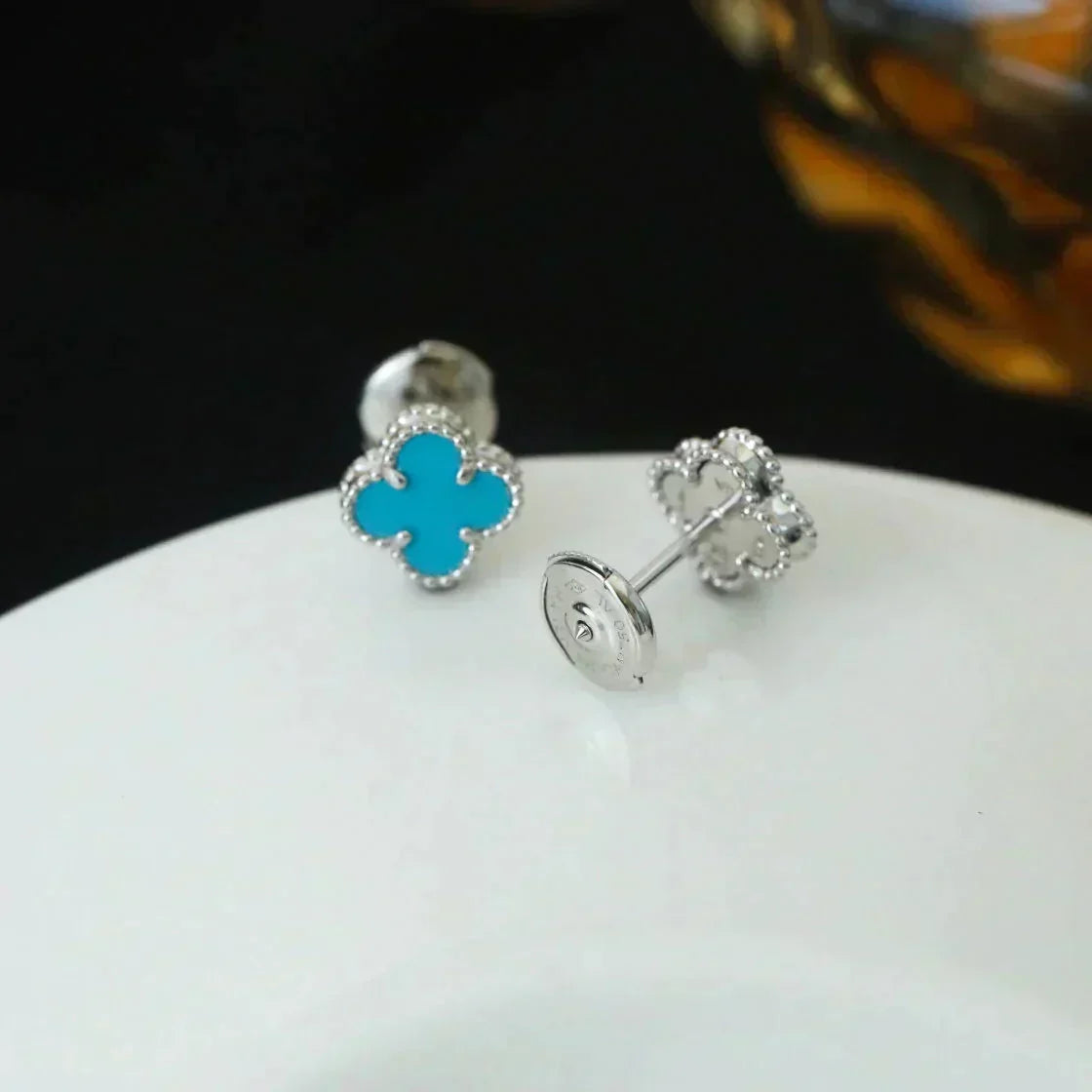 [⭐Haelin Jewelry]CLOVER MINI 9.5MM ONYX STUD EARRINGS SILVER