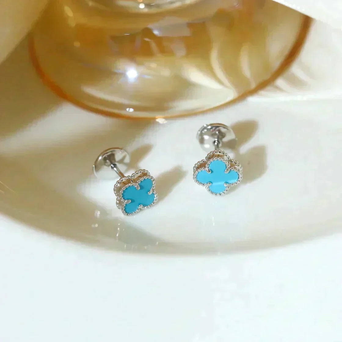 [⭐Haelin Jewelry]CLOVER MINI 9.5MM ONYX STUD EARRINGS SILVER