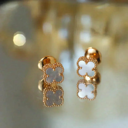 [⭐Haelin Jewelry]CLOVER MINI 9.5MM WHITE MOP EARRINGS