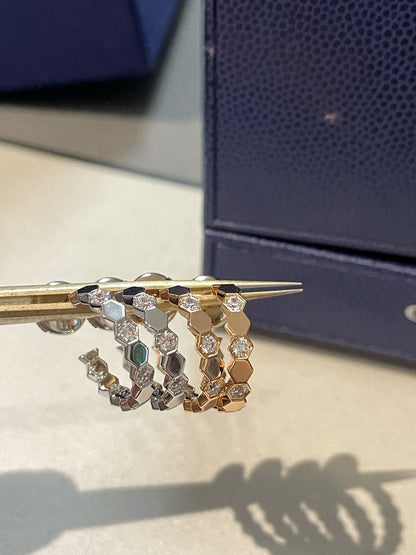 [⭐Haelin Jewelry]Hollow Design Four-Leaf Clover Flower Shape Ring