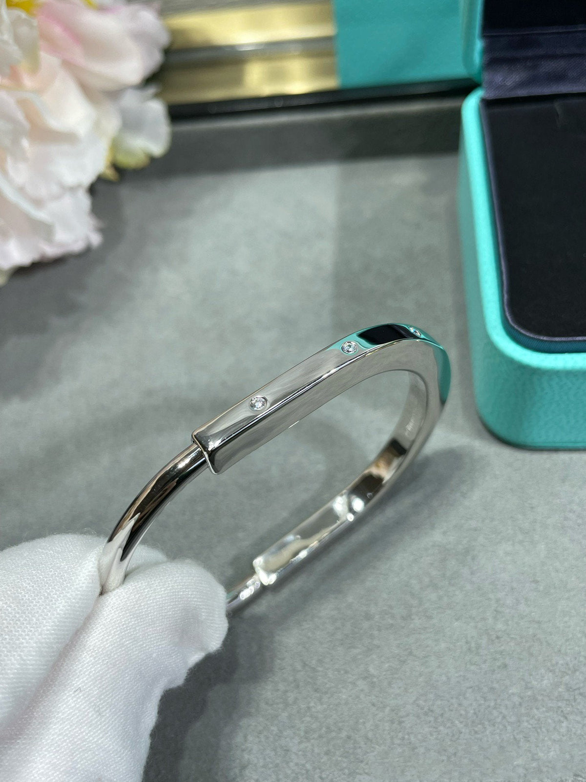 [Haelin Jewelry]LOCK BRACELET 8 DIAMOND