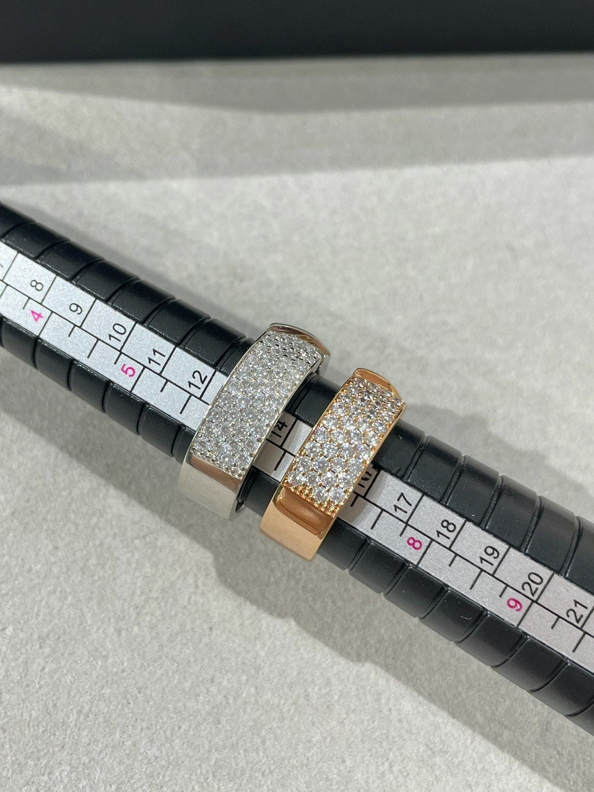 [⭐Haelin Jewelry]LIENS EVIDENCE  DIAMOND PAVED RING
