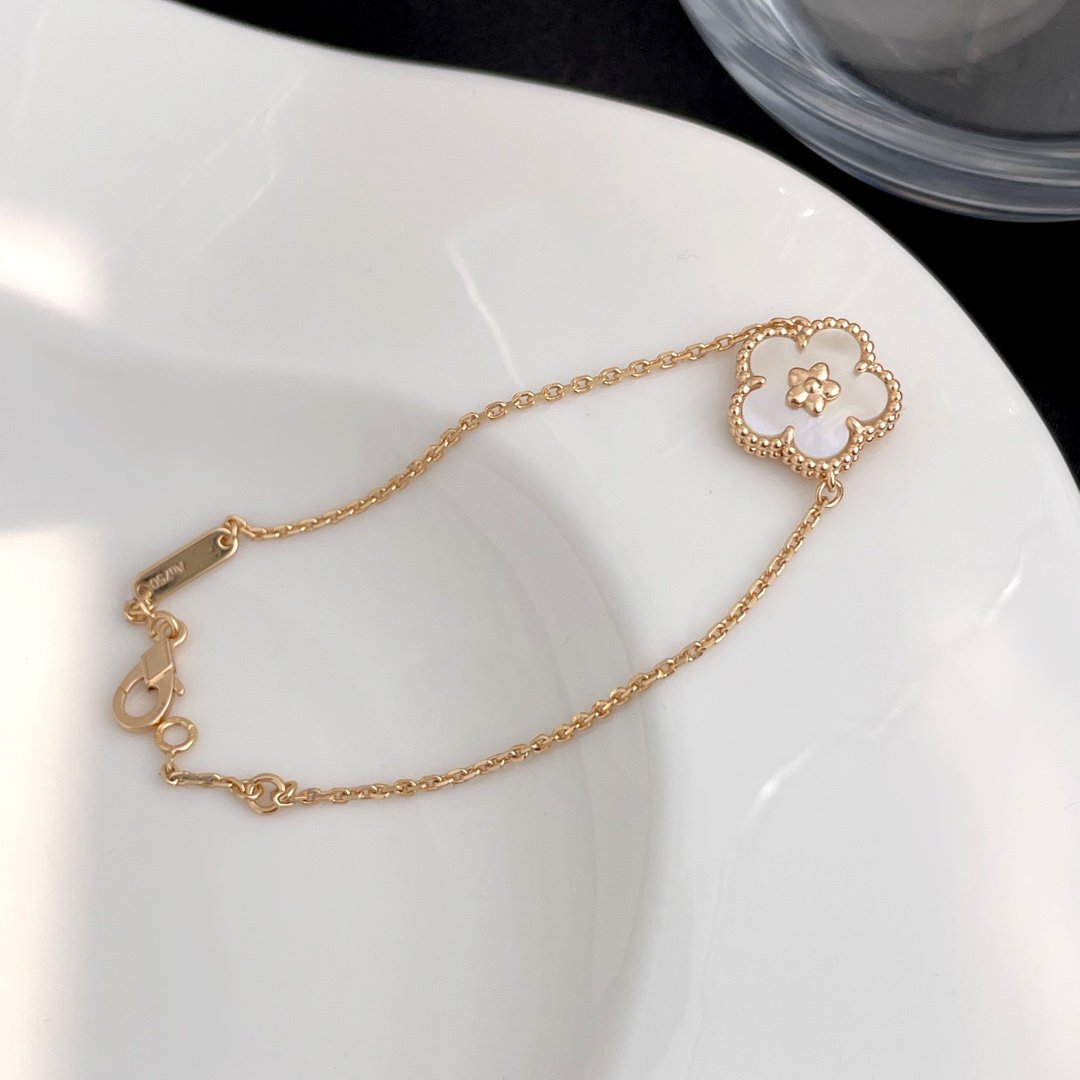 [⭐Haelin Jewelry]LUCKY SPRING ROSE GOLD MOP BRACELET