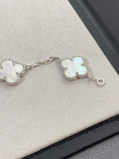 [⭐Haelin Jewelry]CLOVER WHITE PEARL MOP 5 MOTIF BRACELET COLLECTION
