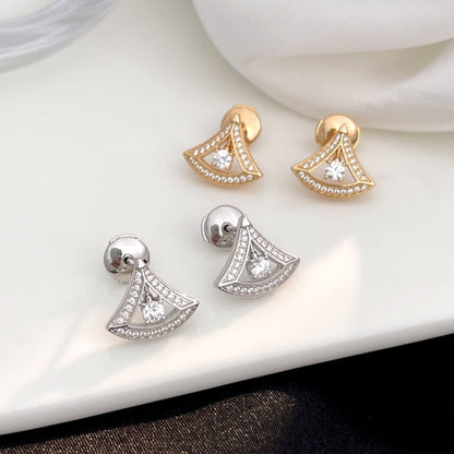 [⭐Haelin Jewelry]DREAM MINI DIAMOND STUD EARRINGS