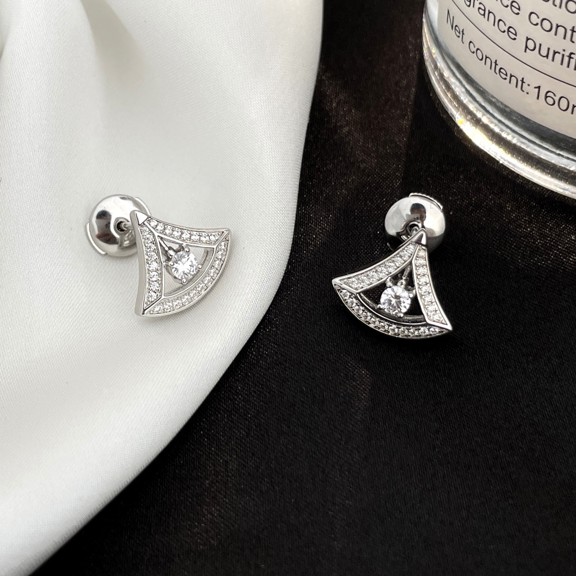 [⭐Haelin Jewelry]DREAM MINI DIAMOND STUD EARRINGS