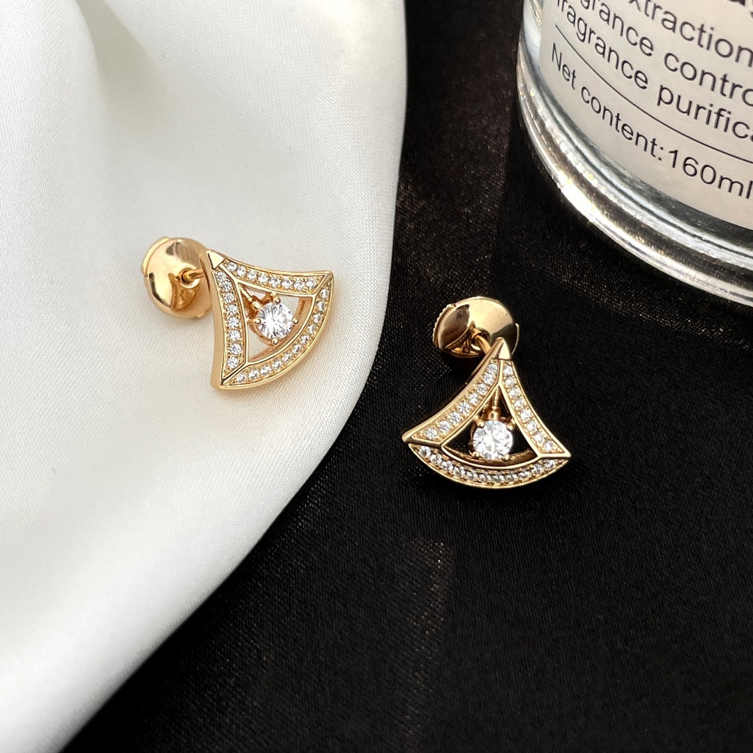 [⭐Haelin Jewelry]DREAM MINI DIAMOND STUD EARRINGS