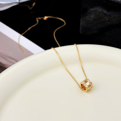 [⭐Haelin Jewelry]BEE MINI PEDANT DIAMOND NECKLACE