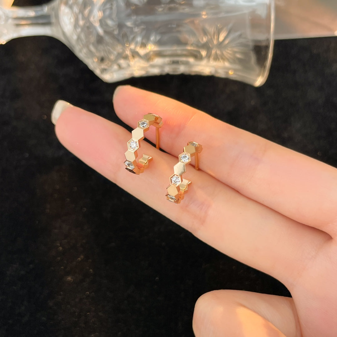[⭐Haelin Jewelry]BEE LOVE DIAMOND HOOP EARRINGS