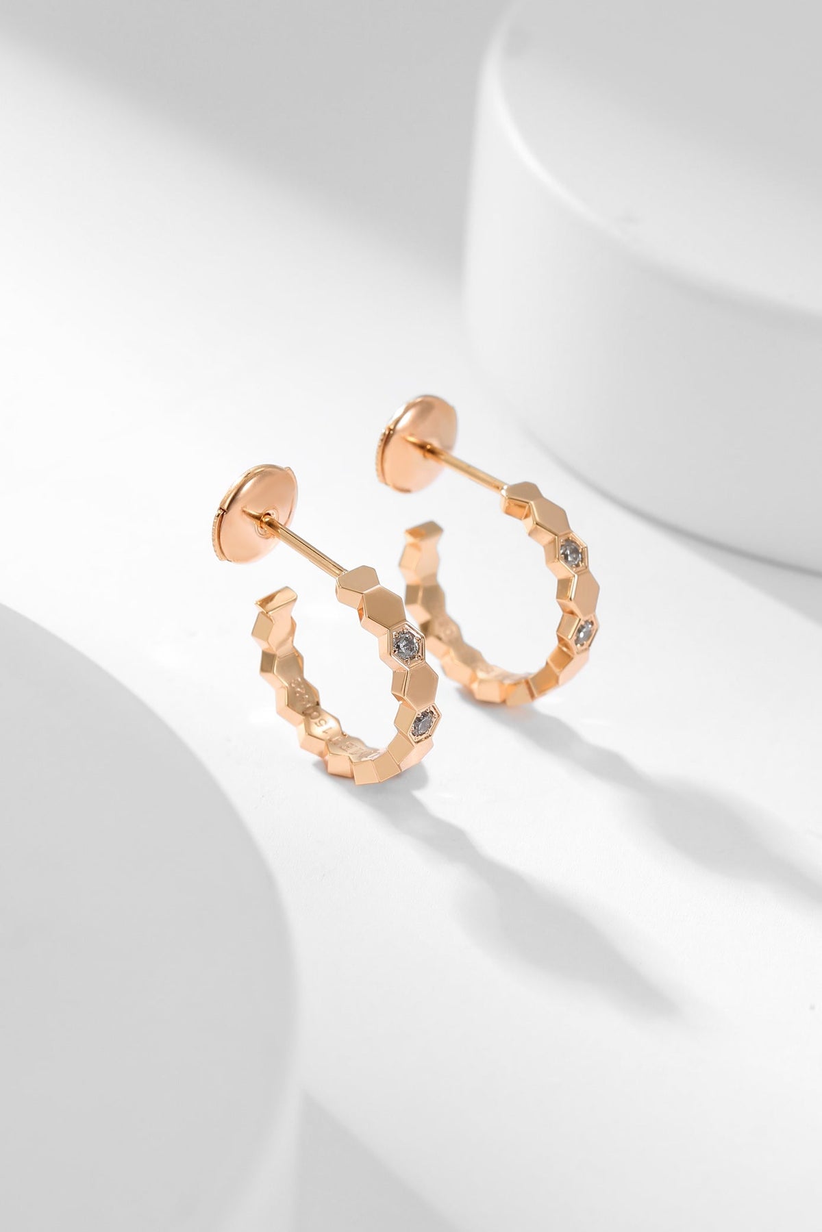 [⭐Haelin Jewelry]BEE LOVE DIAMOND HOOP EARRINGS