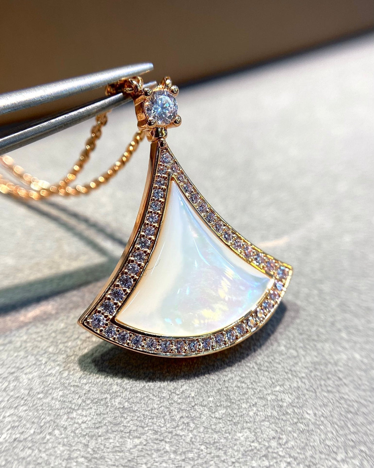 [⭐Haelin Jewelry]DREAM MOP DIAMOND PAVED PINK GOLD NECKLACE