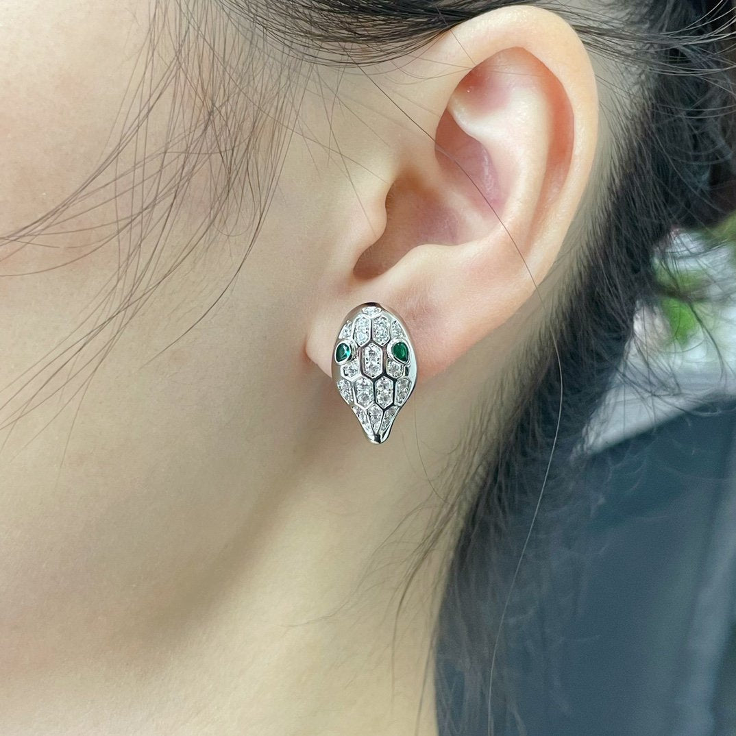 [⭐Haelin Jewelry]SERPENT DIAMOND STUD EARRINGS