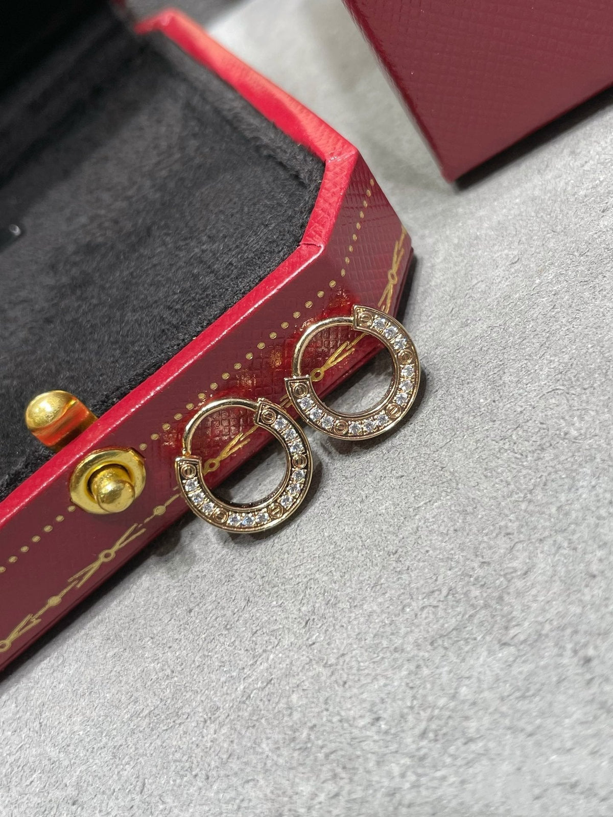 [⭐Haelin Jewelry]LOVE DIAMOND EARRINGS