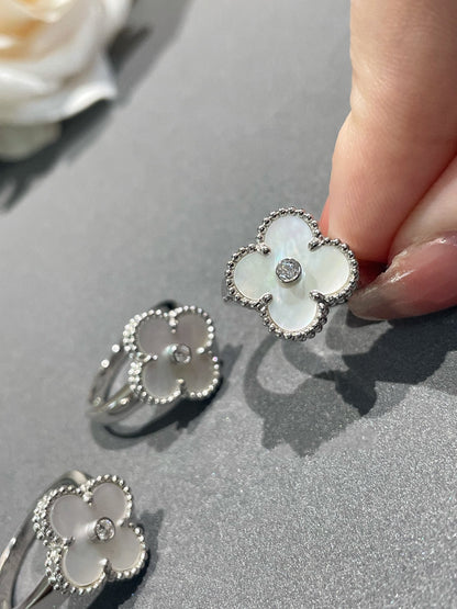 [⭐Haelin Jewelry]CLOVER SILVER MOP DIAMOND RING