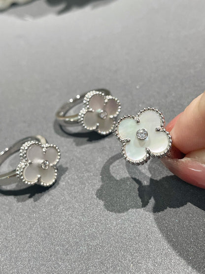 [⭐Haelin Jewelry]CLOVER SILVER MOP DIAMOND RING