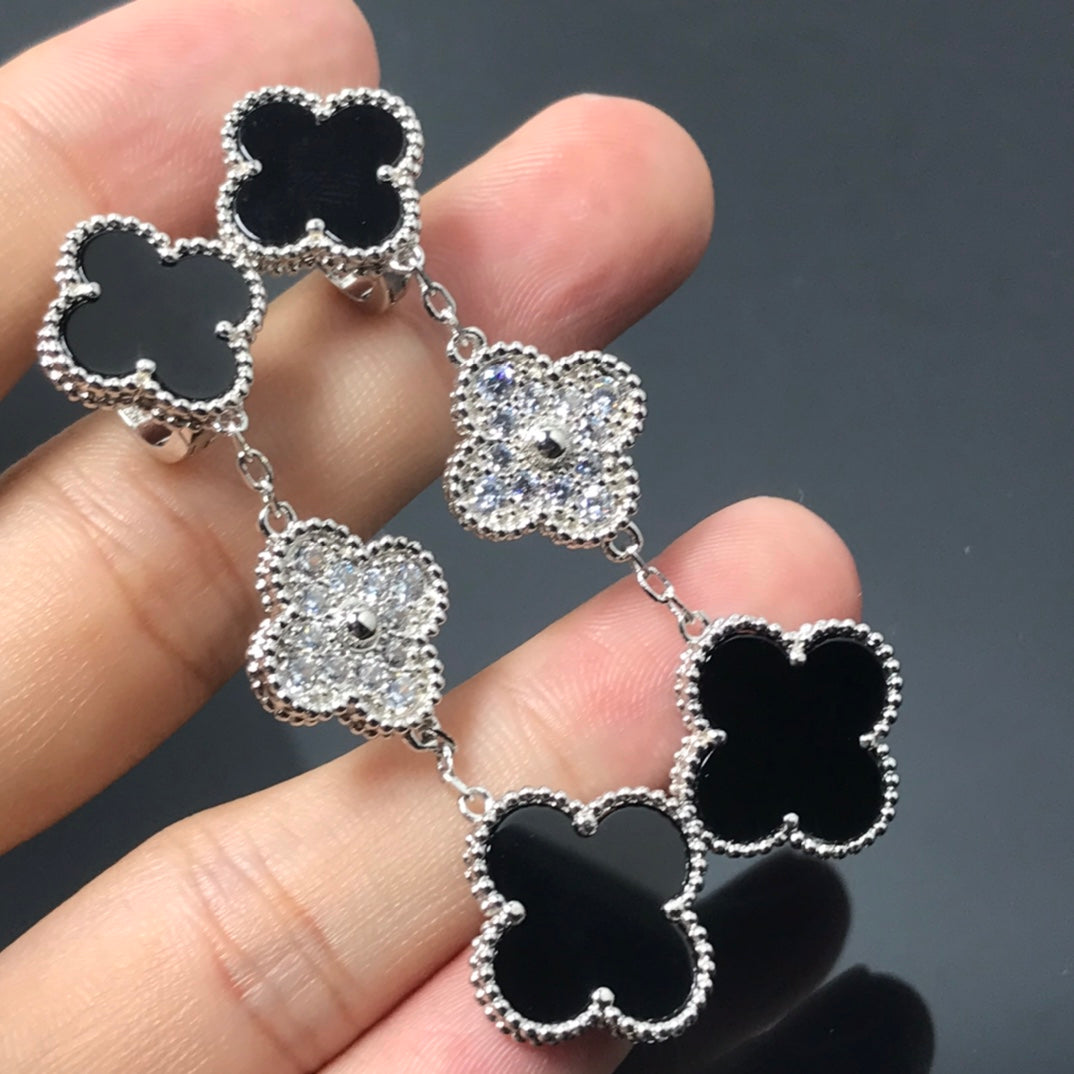 [⭐Haelin Jewelry]CLOVER 3 MOTIF DIAMOND ONYX SILVER EARRINGS