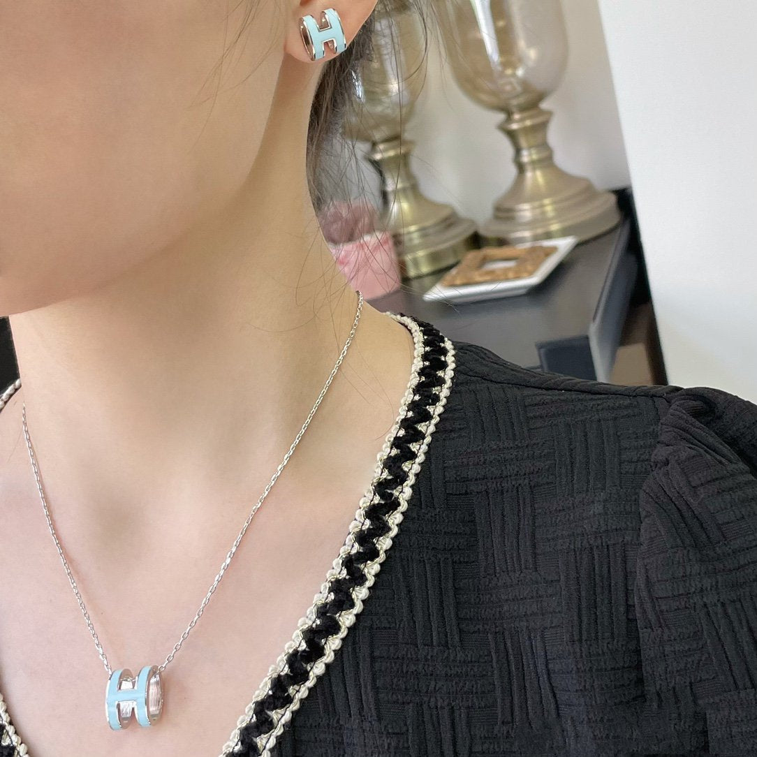 [⭐Haelin Jewelry]POP H SKY BLUE NECKLACE