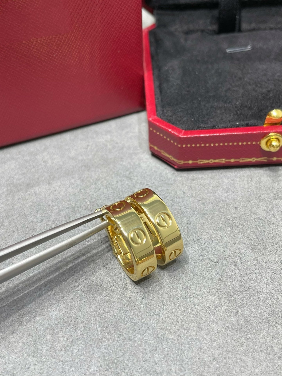 [⭐Haelin Jewelry]LOVE 5.5MM EARRINGS