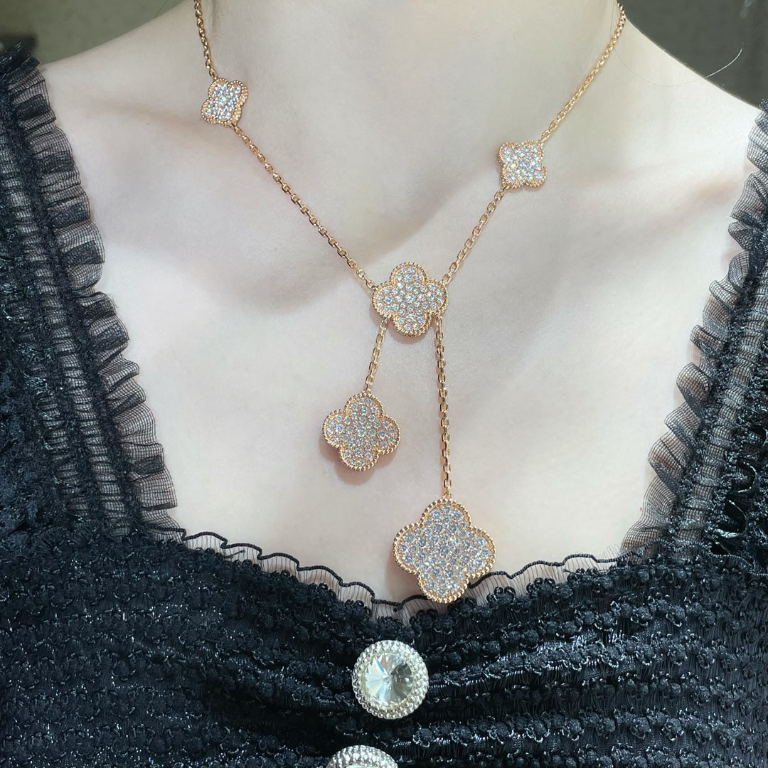 [⭐Haelin Jewelry]CLOVER 6 MOTIF DIAMOND PAVED NECKLACE