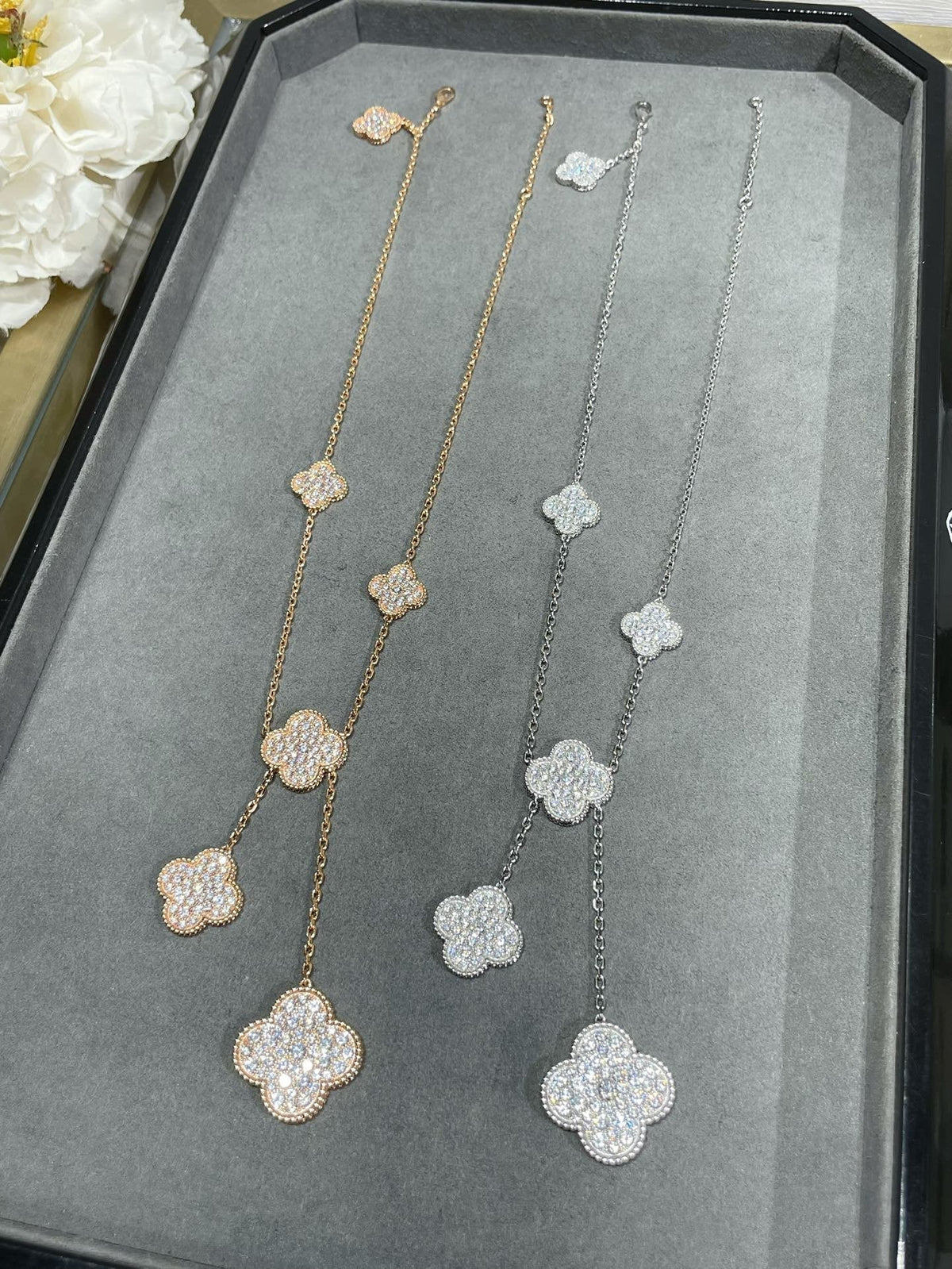 [⭐Haelin Jewelry]CLOVER 6 MOTIF DIAMOND PAVED NECKLACE
