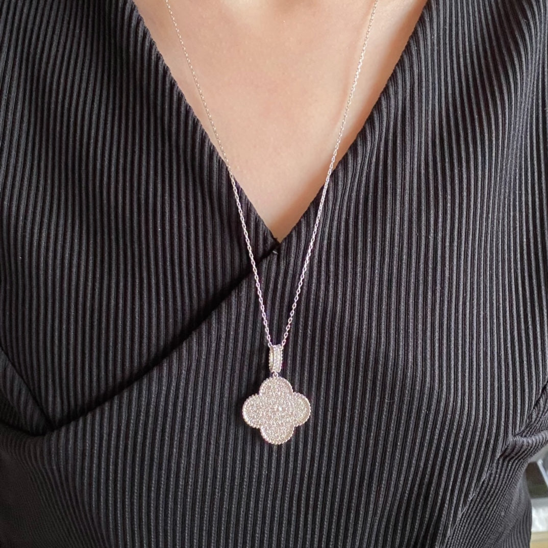 [⭐Haelin Jewelry]CLOVER 25MM LARGE PEDANT DIAMOND PAVED LONG NECKLACE