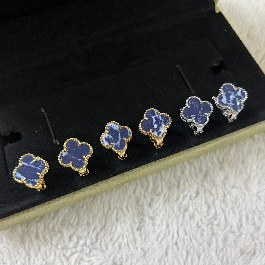 [⭐Haelin Jewelry]CLOVER PIETERSITE MEDIUM STUD EARRINGS