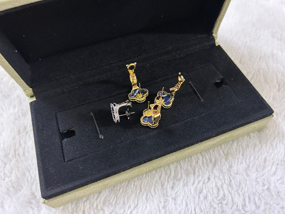 [⭐Haelin Jewelry]CLOVER PIETERSITE MEDIUM STUD EARRINGS