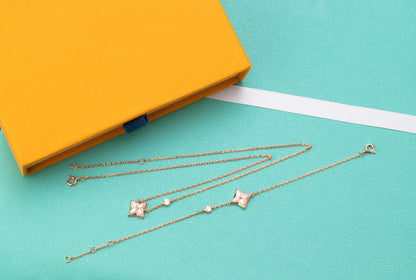 [⭐Haelin Jewelry]STAR PINK MOP 1 DIAMOND PINK GOLD NECKLACE