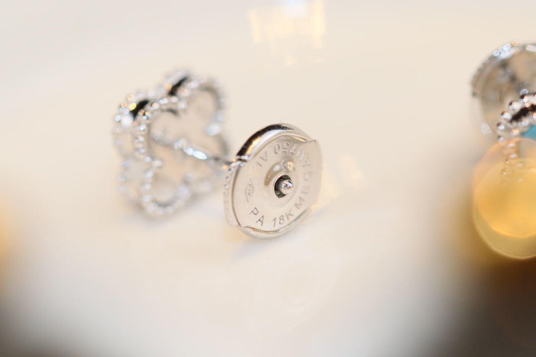 [⭐Haelin Jewelry]CLOVER MINI TURQUOISE SILVER STUD EARRINGS